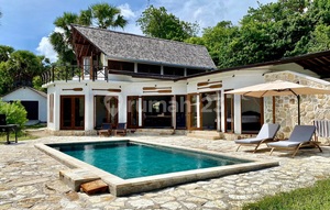 Wonderful Beachfront Villa Rote Ndao Pantai Sanama East Nusa Tenggara