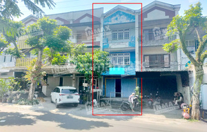 Disewakan Murah Ruko 3 Lantai untuk Usaha Nol Jalan di Raya Tidar