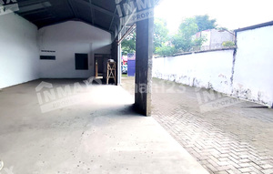 Affordable Warehouse for Rent Ready to Use Row Jalan Lebari Blimbing Area