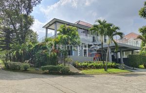 Modern House Fully Furnished Private Pool Hook Green Area Sentul City Bogor