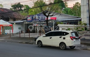 For Rent Land and Building at Jl Sarapung for Culinary Showroom