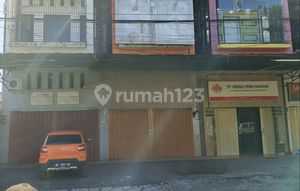 For Rent Shop House on Pumorow Street, Suitable for Cargo Expedition