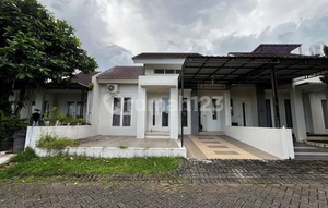 Sewa Rumah 3 Kamar di Perumahan Elit Argopuro Jember. Siap Huni