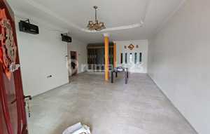 4 rooms, 4 toilets, Batam Center, fully furnished, next to Mega Mall, Rp.60 million/year, Villa Bukit Indah