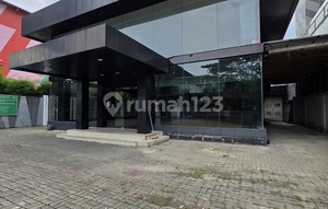 Bangunan Cocok Buat Showrom & Bengkel/Gudang