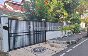 Menteng House Official Residence Affordable Price