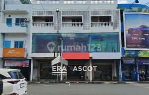 Disewakan Ruko 3 Unit Gandeng Inti Kota Jl. Pemuda, Medan Maimun