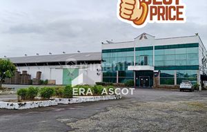 Ready-to-Use Warehouse Only 3.4 Km to Kapten Sumarsono Road Toll Gate.