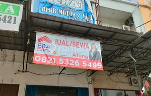 Strategic 3-Story Shop House in Pontianak City, in Kota Baru Sebrang, Jl. Nirbaya.