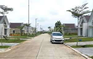 New House, Front, Back, and Side Garden/Yard, Club House