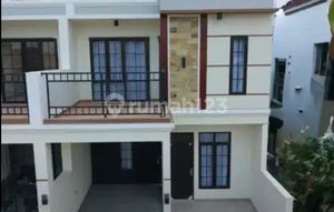 2-Story Ready-to-Occupy Bali Style House Near Cibubur Toll Road/LRT Harjamukti