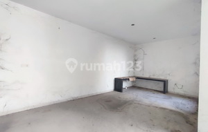 Dijual Villa Komplek Cemara Kuta - Seminyak