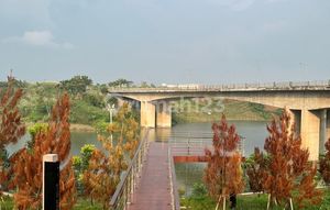 Cheap! Awesome lake-view residence in Kota Baru Parahyangan.