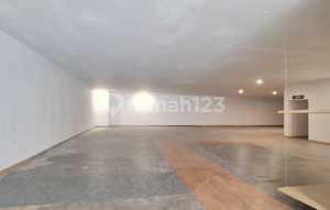 Commercial Space on Mainroad Dago, Removable Partitions, Suitable for Business/Office