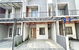 Furnished House Wide Access Near Cinere Limo Toll Gate