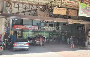 Car Workshop/ Auto Salon/ Car Wash Still Operational Can Be Continued With Revenue Over 5 Million/Day Including Equipment Location on Main Road Perak Surabaya