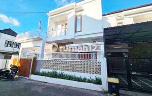 Rumah Bagus Semi Villa Dalam Cluster Modern Dekat Ke Bandara