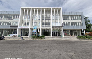 Ready-to-Use Commercial Shophouse in Citraland Tallasa City Area, Makassar