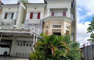 RUMAH SIAP HUNI DI CITRLAND CELEBES CLUSTER BROWN CORDOVAN