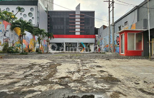 Strategic Office Building on Main Street in Malang City is Rare
