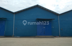 Gudang mura dekat pelabuhan samping jalan tol kota makassar