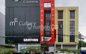 2 units of shophouses on Pettarani Street, Makassar.