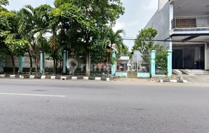 Rental of Commercial House in Kediri City