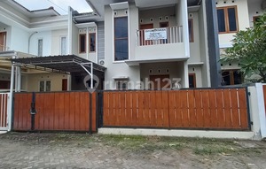 Dikontrakan Rumah Murah Dua Lantai Semi Furnish Dekat Rs Wirosaban Umbulharjo