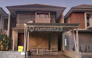 For Rent: Modern Minimalist House in CitraLand Newton Hill, CitraLand, West Surabaya