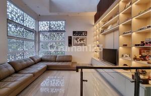 3 Story House 16x18 Luxury Contractor Built with Pool