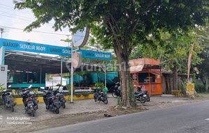 Business-ready and Occupiable House in Sambong Jombang