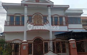 2-Story House, Ready to Occupy, Strategic Location, City Center at Pangeran Natakusuma. Pontianak.