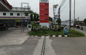 For Quick Sale: Active Gas Station, Ready to Continue, Condition in Tanjung Morawa