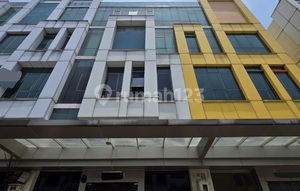 For Sale: 5-Story Graha Boulevard Shop House with Private Elevator in Kelapa Gading Business Center 029