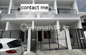 For Rent: New Shop House in Tanjung Duren, West Jakarta.