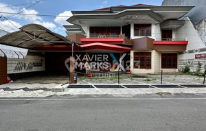 Rumah Usaha Siap Huni 2 Lantai di Jl Bendungan Sengguruh Malang