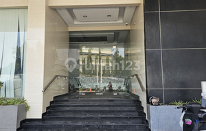 Flood-Free, Close to Toll Access