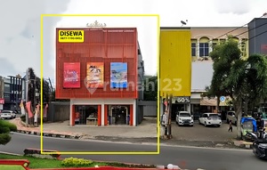 For Rent: 2-Door Connected Shophouse, 3 Floors, by Raden Intan Street