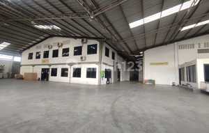 Gudang Bagus Bersih Siap Pakai, Akses Container 40 Feet di Kav Industri Kopo Dekat Akses Tol Bebas Banjir