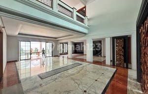 Luxury House 1,050 sqm Pondok Indah South Jakarta