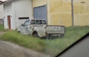 Strategic Warehouse on Jl. A. Yani Pontianak