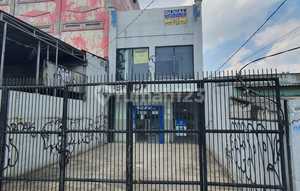 Strategic shop house for sale on the main road — location very close to Tanjung Priok Port. Former BRI bank building, suitable for branch offices, showrooms, clinics, minimarkets, or logistics businesses.