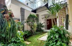 Nice and Lush 2-Story House in Discovery Bintaro Jaya Near the Toll Road