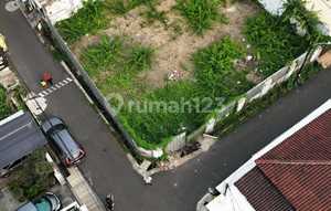 Empty land in MPR Cipete complex, quiet location