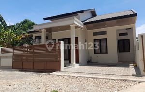 The Most Comfortable Rental House in Tuak Daun Merah (TDM) with New SHM