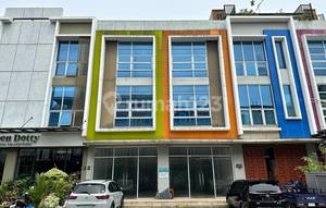 Cheap Sale of 2 Adjacent Shophouses in Busy Citraland Gama City Location