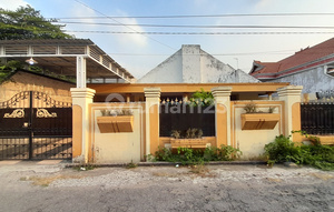 Rumah Kos Strategis Dengan Fasilitas Lengkap di Lokasi Premium