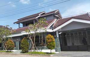 Fully Furnished Luxury House Villa Aster Banyumanik