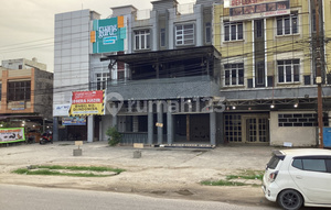 3-Storey Shop House for Sale on Jl. Lintas Timur Pangkalan Kerinci
