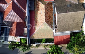 Rumah Hitung Tanah Kebayoran Baru Sangat Strategis